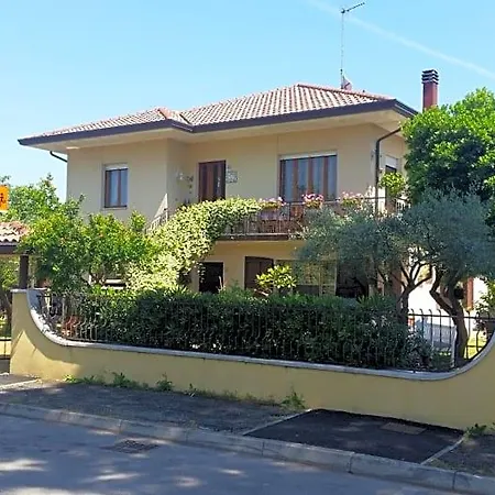 A Casa Di Gabri Bed & Breakfast 3*