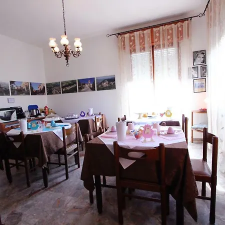 Couette-café A Casa Di Gabri 3*